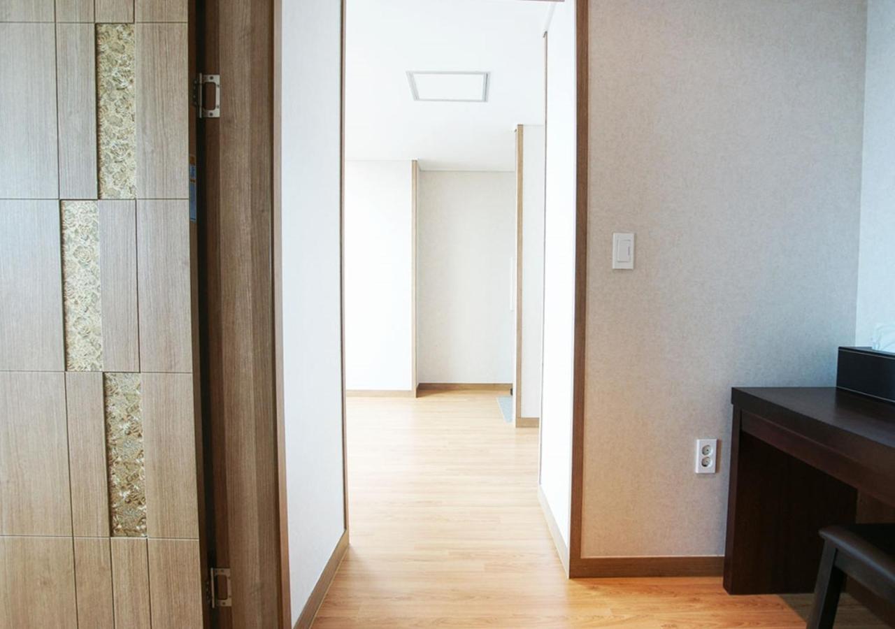 Iris Hotel Seogwipo Eksteriør bilde